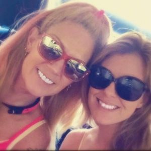 Meet your Posher, Joy